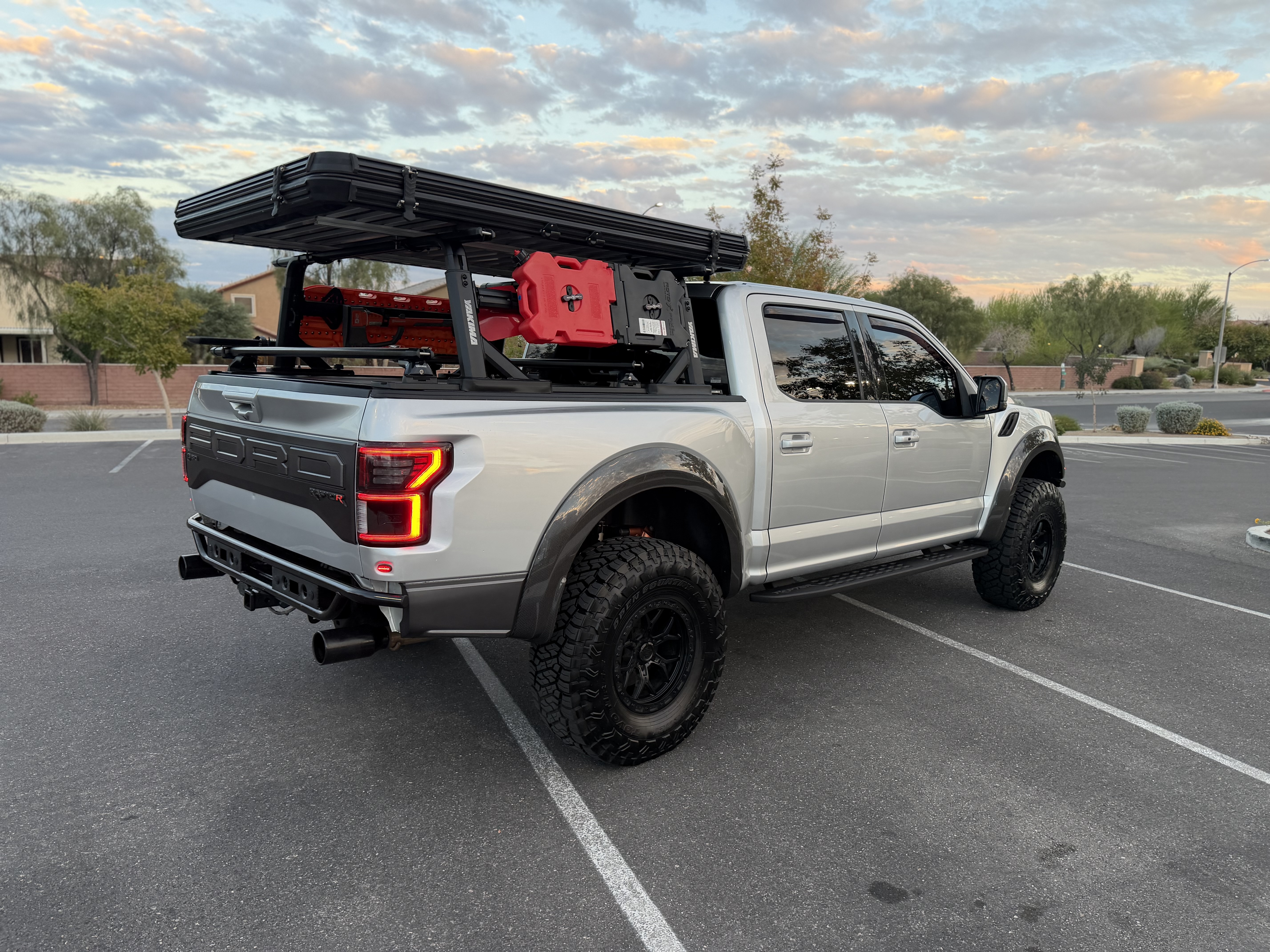 Used 2019 Ford F150 Raptor w/ Equipment Group 802A Luxury AWD/4WD image 17