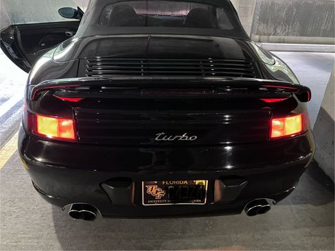 Used 2004 Porsche 911 Turbo image 9