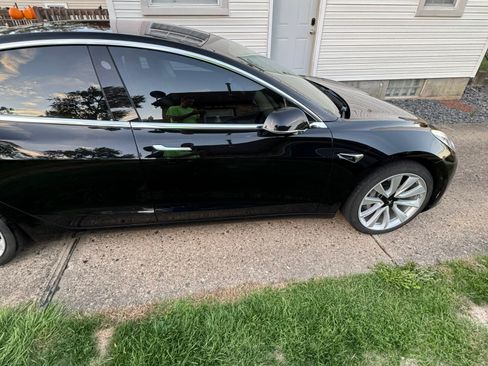 Used 2019 Tesla Model 3 Standard Range Plus image 6