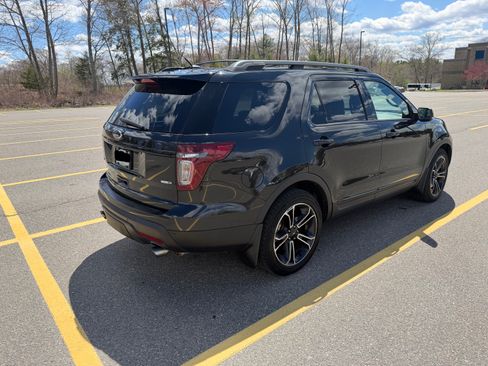 Used 2015 Ford Explorer Sport w/ Equipment Group 401A AWD/4WD image 11