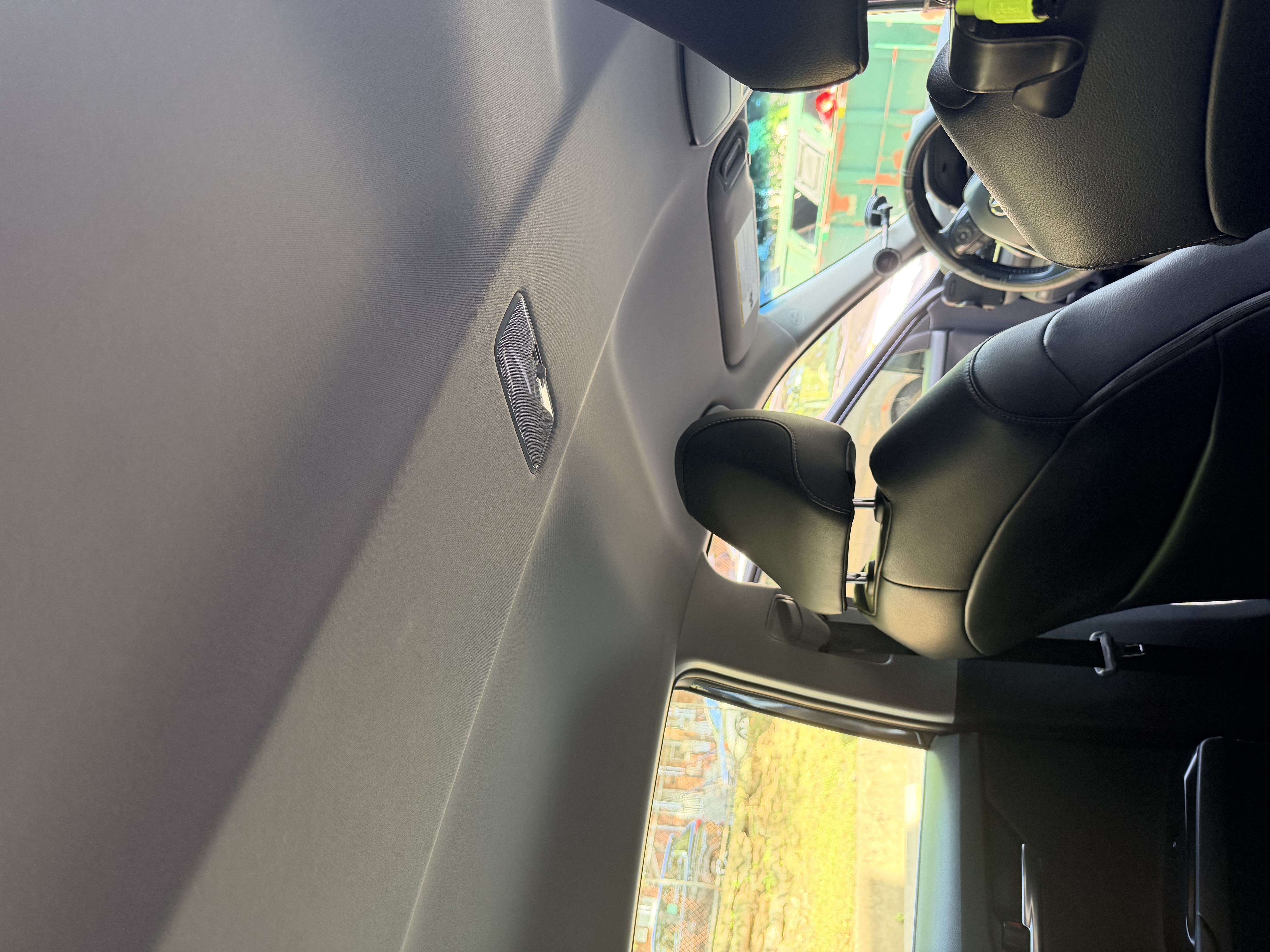 Used 2018 Toyota Camry SE FWD image 14