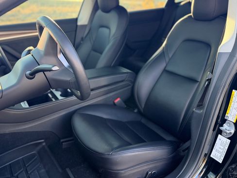 Used 2022 Tesla Model 3 Long Range image 12