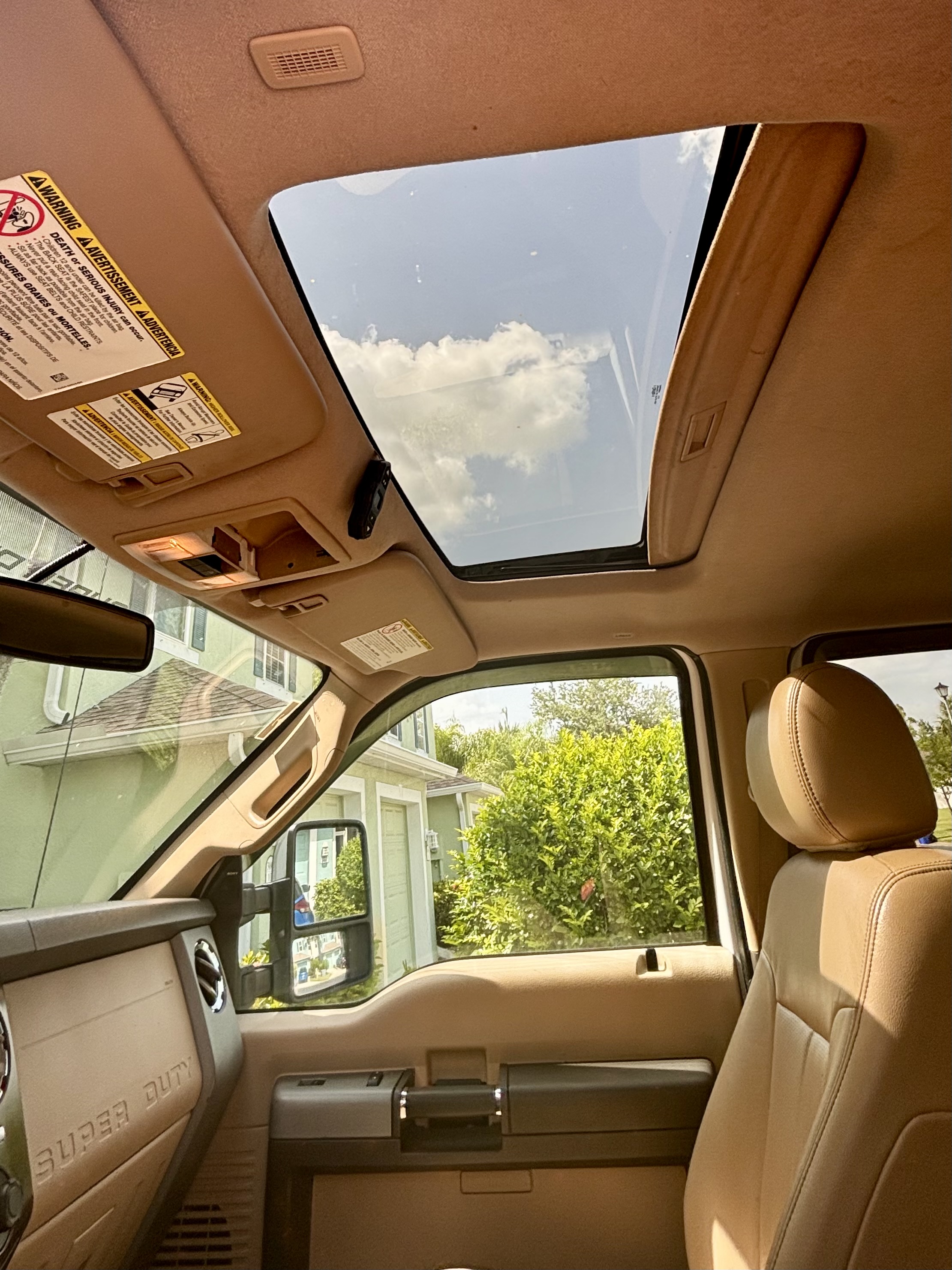 Used 2015 Ford F250 Lariat w/ Lariat Ultimate Package AWD/4WD image 6