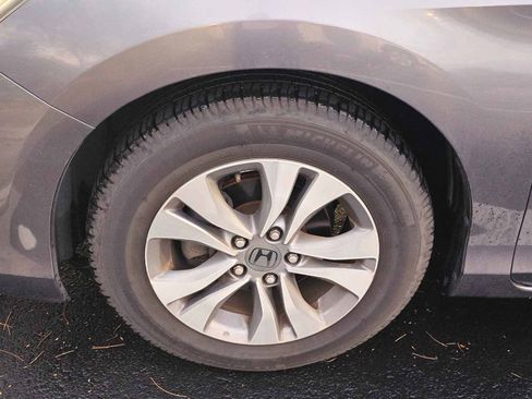 Used 2014 Honda Accord LX image 19