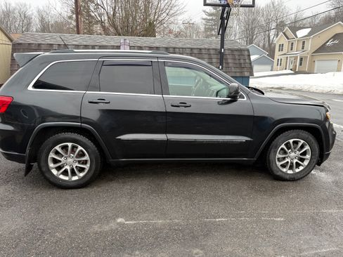 Used 2013 Jeep Grand Cherokee Laredo image 4