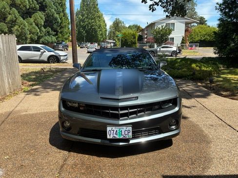 Used 2013 Chevrolet Camaro SS w/ RS Package RWD image 6