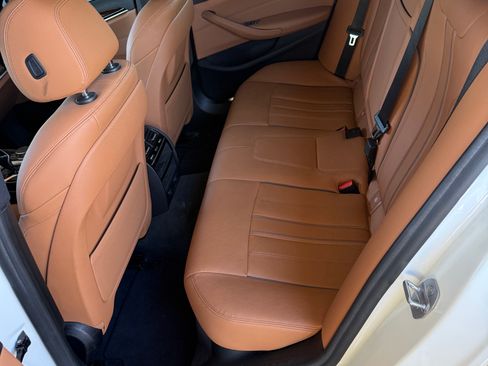Used 2019 BMW 540i w/ Convenience Package RWD image 10
