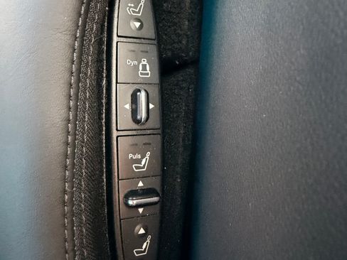 Used 2012 Mercedes-Benz CLS 63 AMG image 20