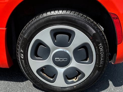 Used 2015 FIAT 500 e image 6