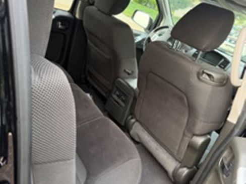 Used 2012 Nissan Pathfinder SV AWD/4WD image 14