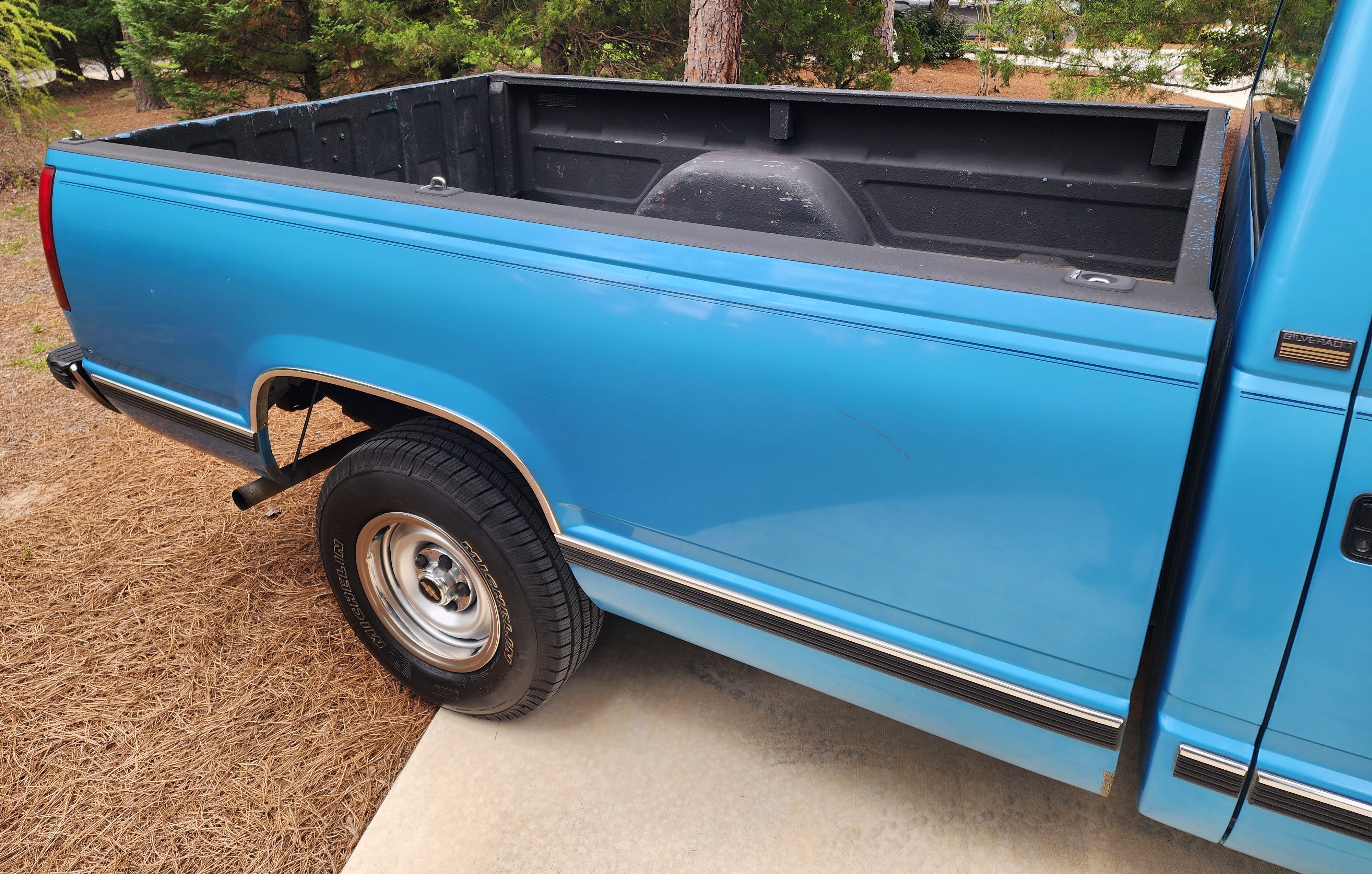 Used 1993 Chevrolet Silverado 1500 2WD Regular Cab image 15