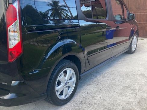 Used 2016 Ford Transit Connect XLT image 16