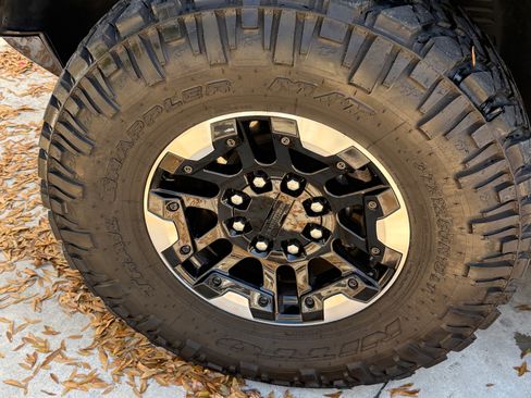 Used 2022 GMC Hummer EV Edition 1 w/ LPO, Illumination Package image 12