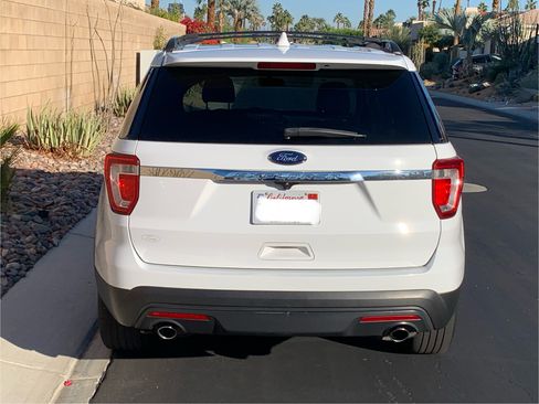 Used 2017 Ford Explorer FWD image 4