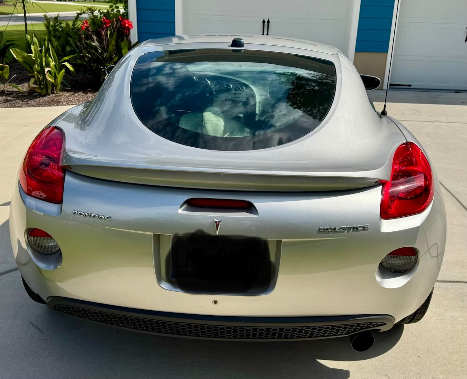 Used 2009 Pontiac Solstice Coupe RWD image 6