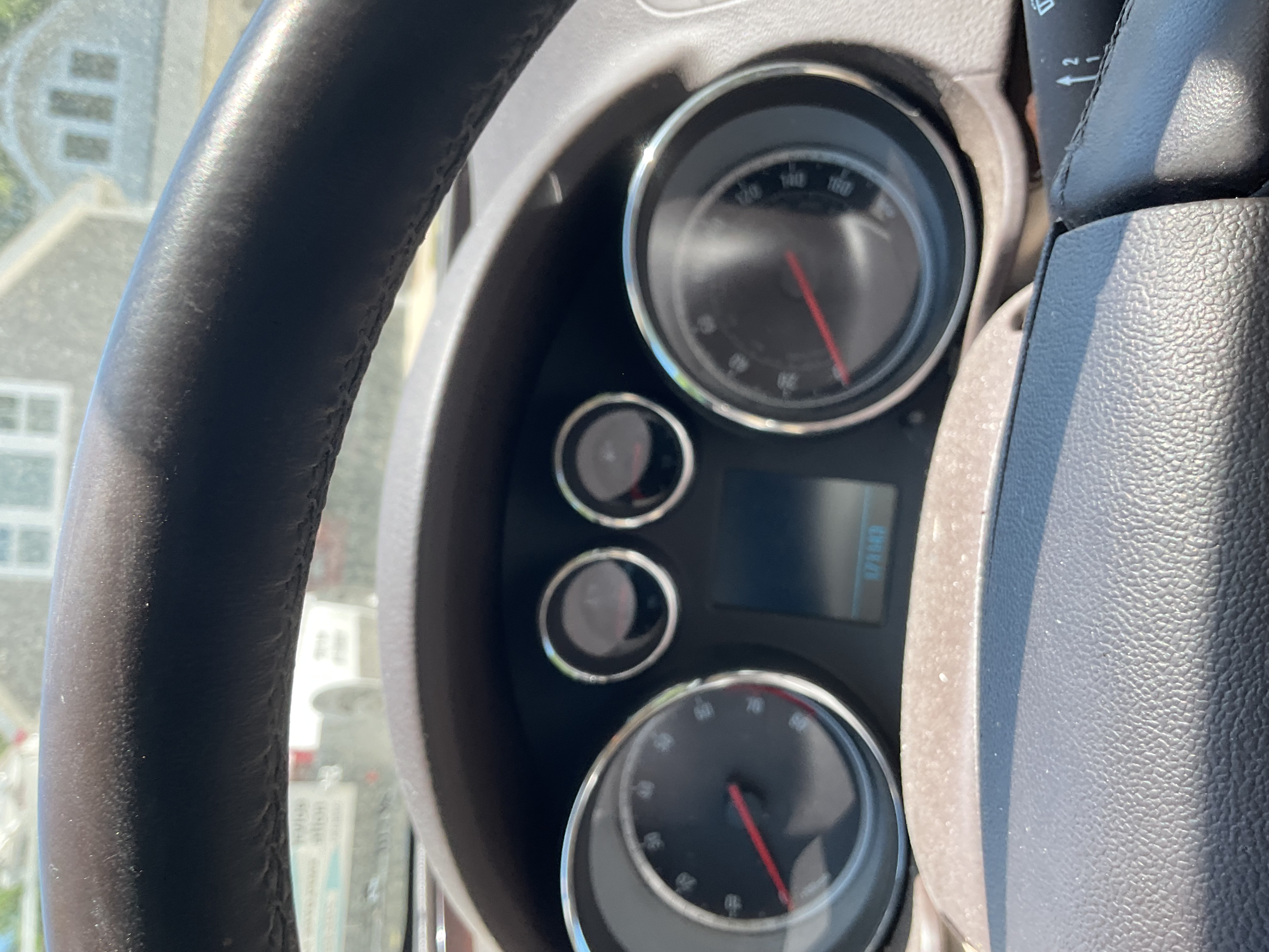 Used 2011 Buick Regal CXL w/ RL5 Preferred Equipment Group FWD image 8
