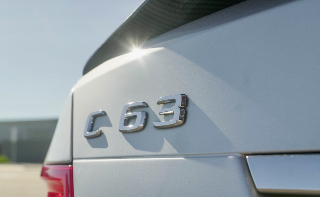 Used 2009 Mercedes-Benz C 63 AMG Sedan image 16