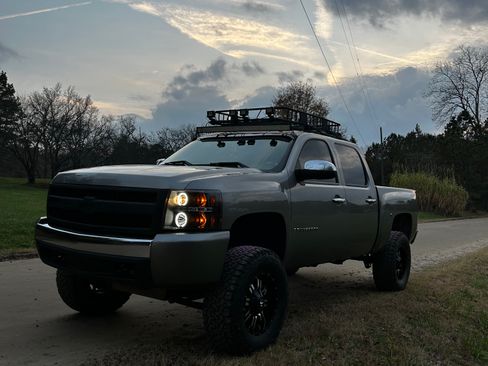 Used 2008 Chevrolet Silverado 1500 LT w/ Power Pack Plus image 6