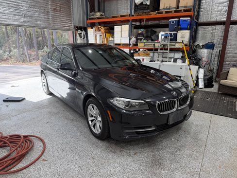 Used 2014 BMW 528i Sedan image 6