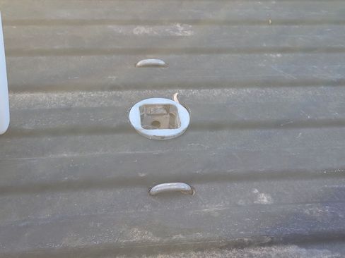 Used 2005 GMC Sierra 3500 SLE w/ Heavy-Duty Power Package image 22