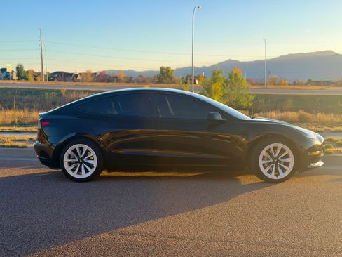 Used 2022 Tesla Model 3 Long Range image 8