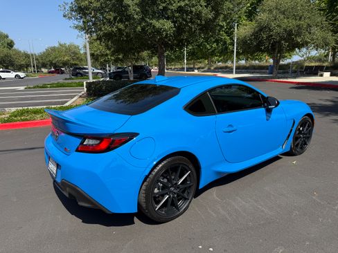 Used 2024 Toyota GR86 Premium RWD image 14