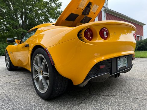 Used 2005 Lotus Elise RWD image 20