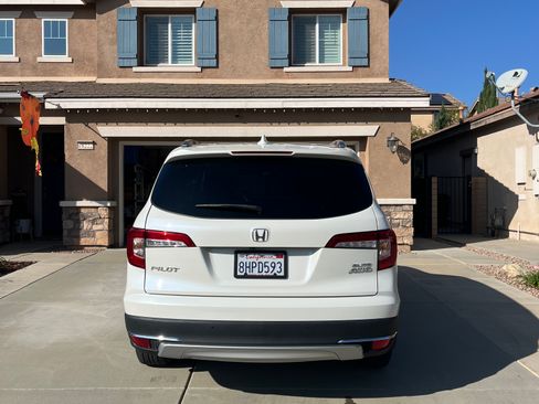 Used 2019 Honda Pilot Elite image 5