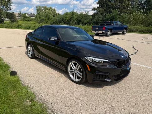Used 2016 BMW 228i xDrive Coupe AWD/4WD image 5