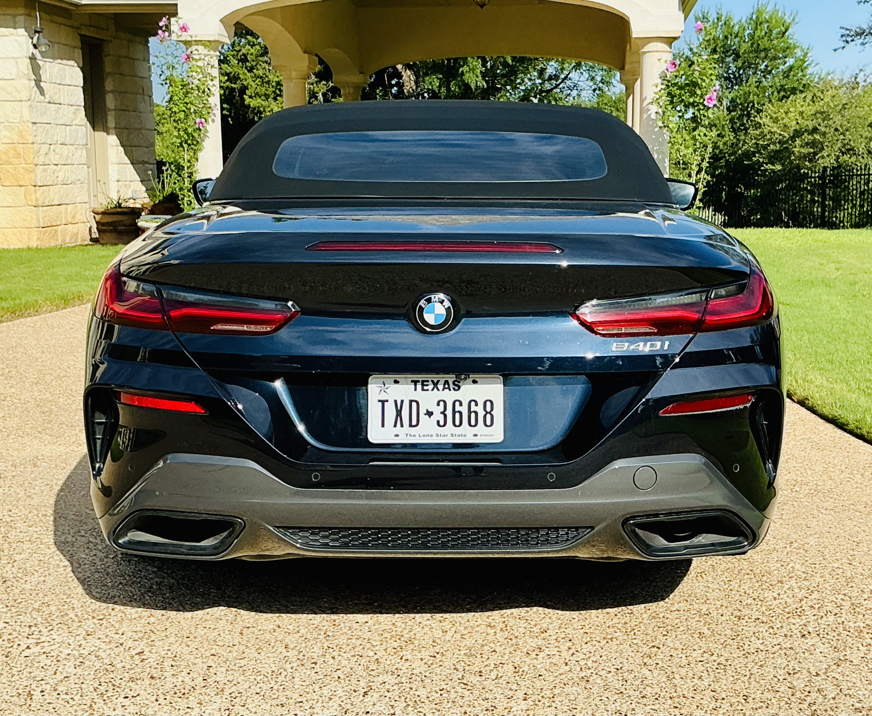 Used 2024 BMW 840i Convertible w/ Comfort Seating Package RWD image 8