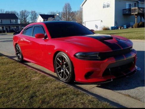 Used 2016 Dodge Charger R/T Scat Pack w/ Technology Group image 22