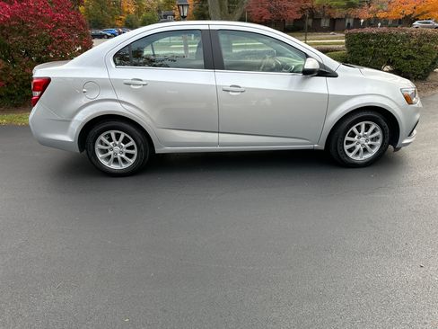 Used 2017 Chevrolet Sonic LT image 13