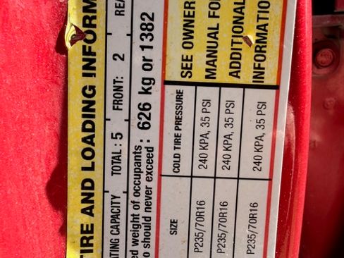 Used 2007 Ford Explorer Sport Trac XLT image 2