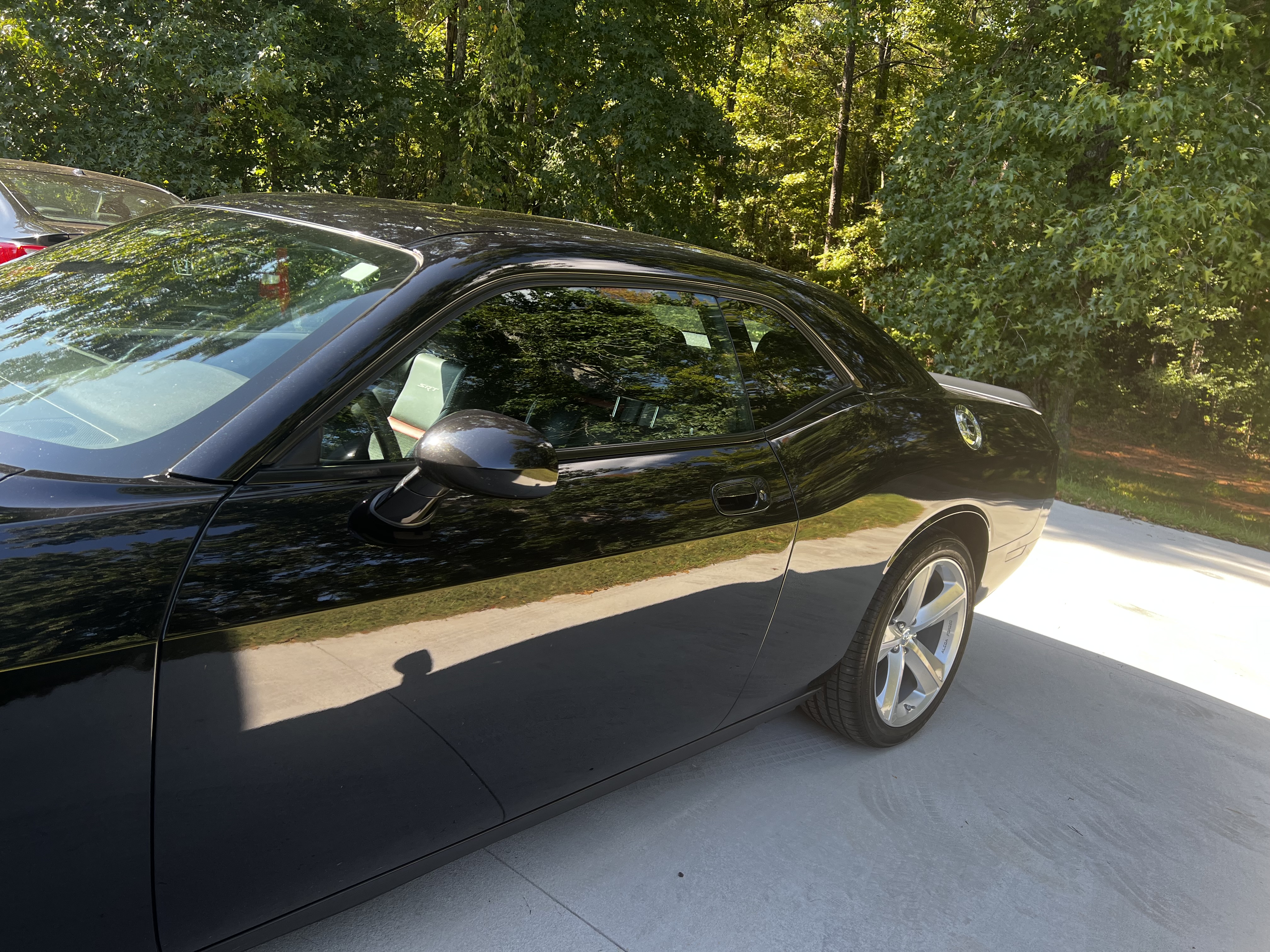 Used 2009 Dodge Challenger SRT8 w/ SRT Option Group II RWD image 14