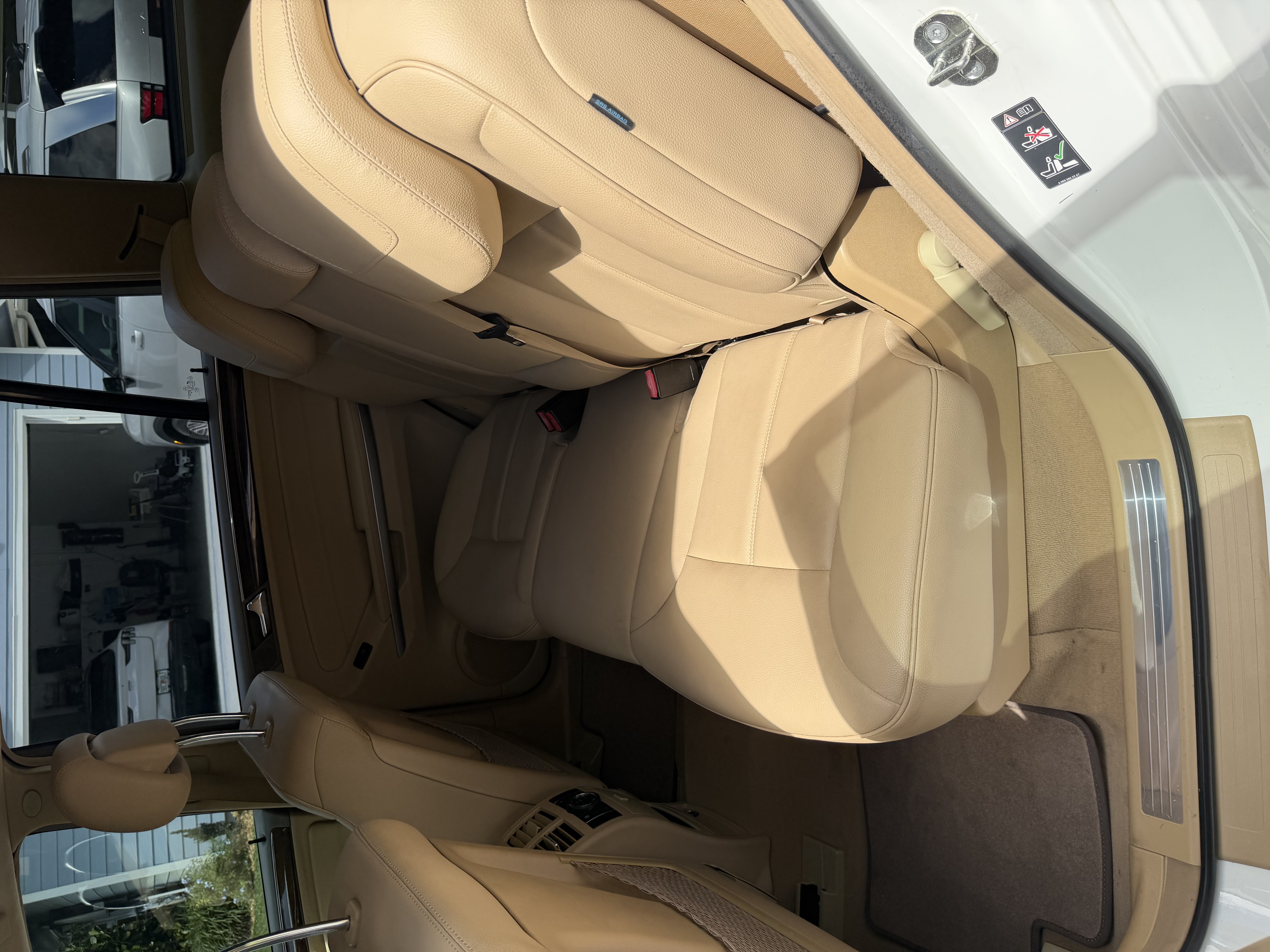 Used 2011 Mercedes-Benz GL 450 4MATIC w/ Premium 2 Pkg image 6