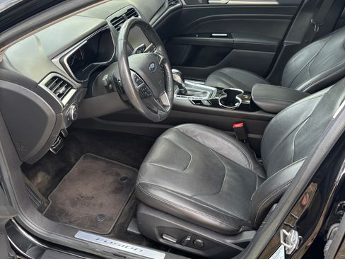 Used 2015 Ford Fusion Titanium image 12