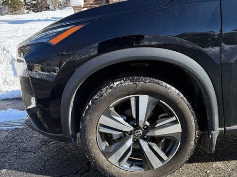 Used 2023 Nissan Rogue SL image 8