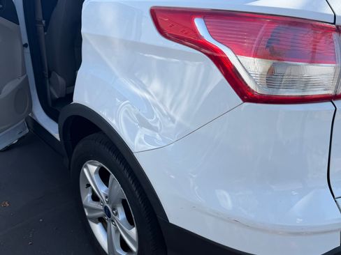 Used 2016 Ford Escape SE AWD/4WD image 9
