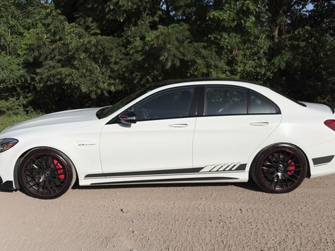 Used 2015 Mercedes-Benz C 63 AMG S image 2