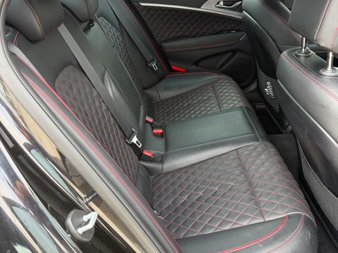 Used 2019 Genesis G70 3.3T Advanced w/ Sport Package RWD image 12