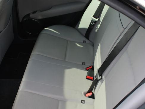 Used 2008 Mercedes-Benz C 300 Sedan image 14