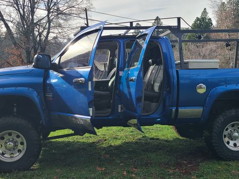 Used 2007 Dodge Ram 2500 Truck SLT image 8