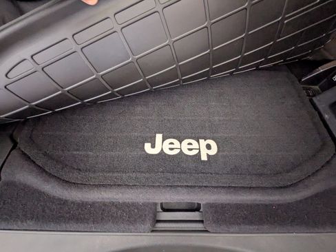 Used 2013 Jeep Wrangler Rubicon w/ PWR Convenience Group image 20