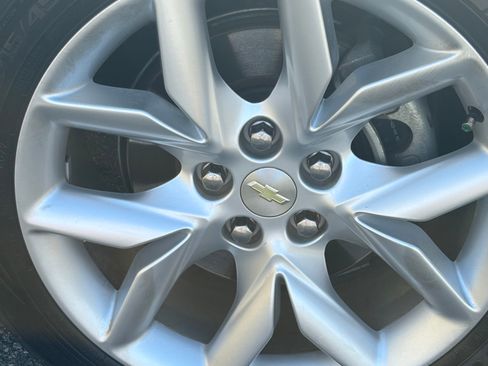 Used 2015 Chevrolet Impala LT image 12