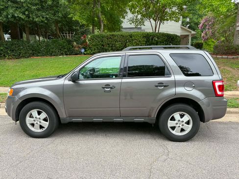 Used 2012 Ford Escape XLT FWD image 1