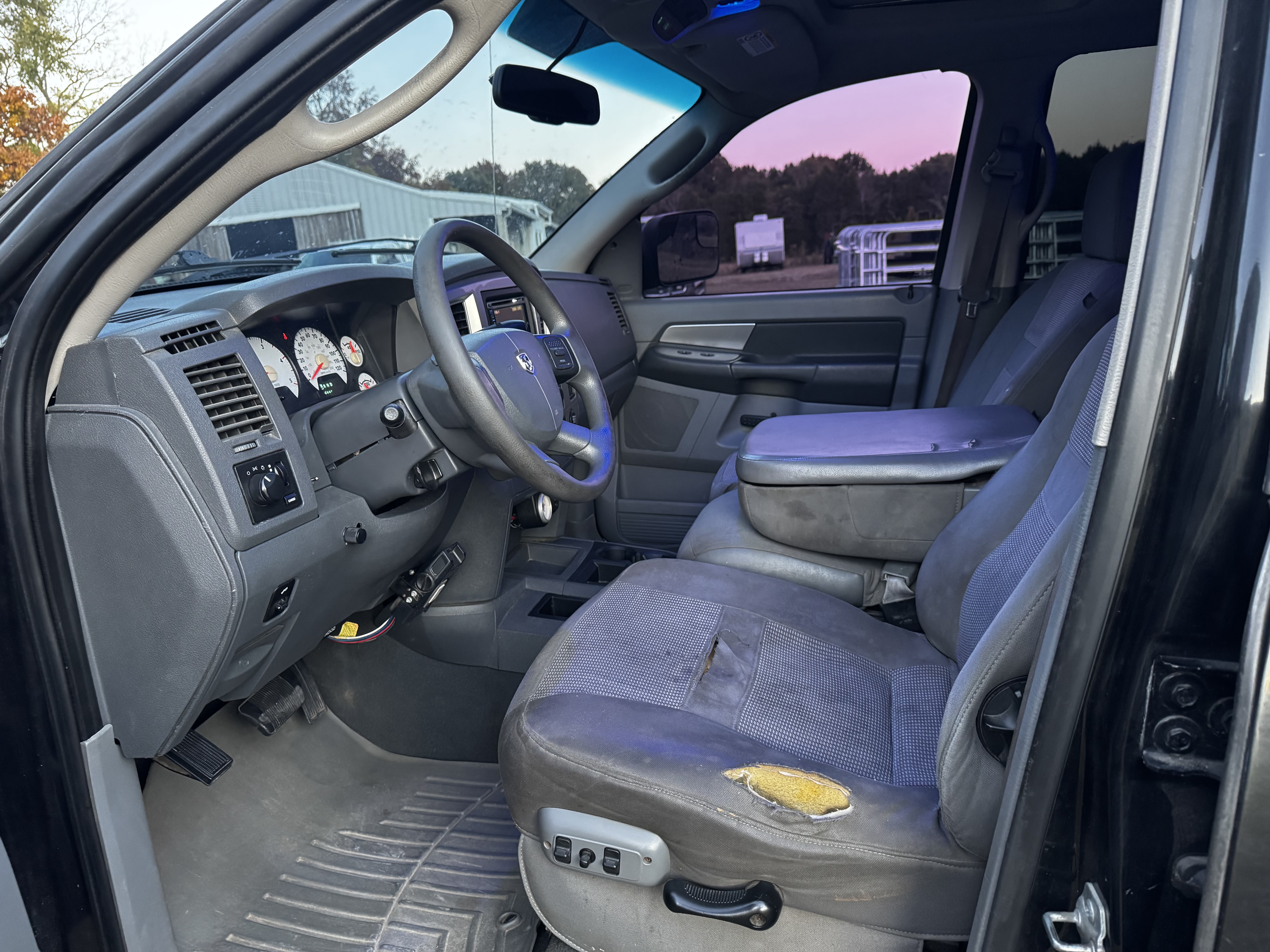 Used 2007 Dodge Ram 2500 Truck SLT w/ Light Group AWD/4WD image 11