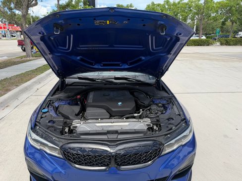 Used 2019 BMW 330i Sedan w/ M Sport Package RWD image 5