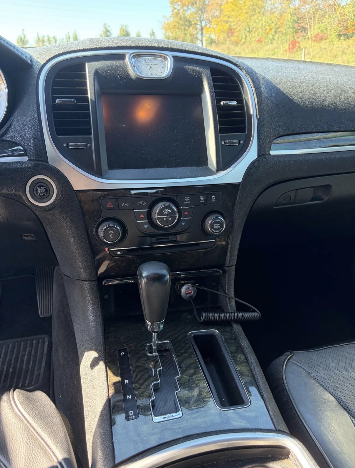 Used 2013 Chrysler 300 C RWD image 9