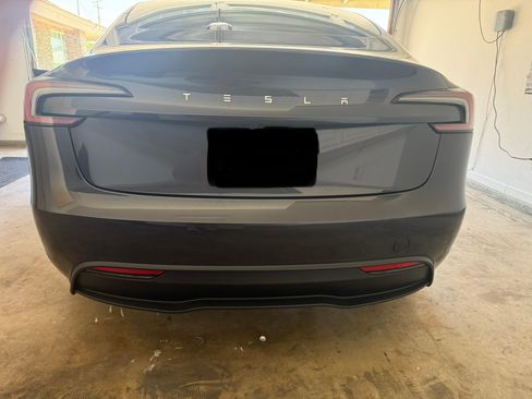 Used 2024 Tesla Model 3 Standard Range RWD image 2