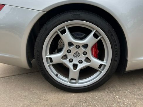 Used 2006 Porsche 911 Carrera S RWD image 15